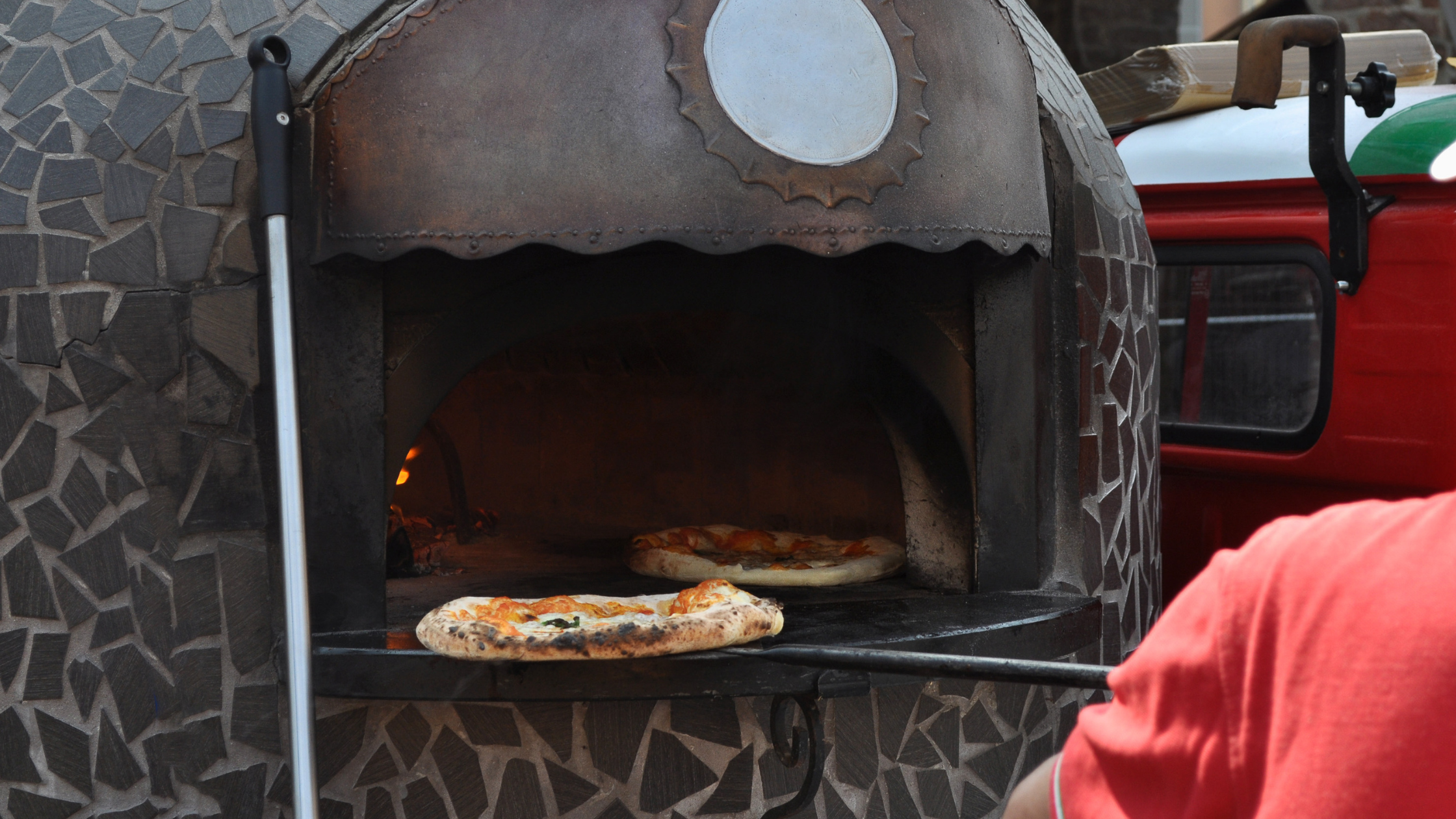 how to make your own pizza oven